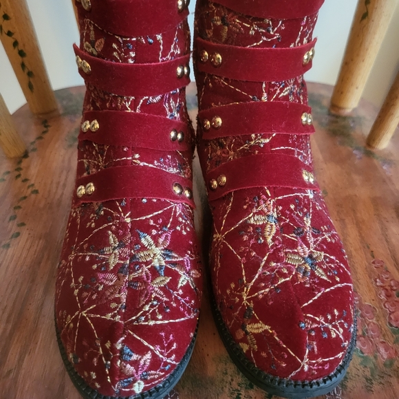 ♥️NWT♥️ TRISH SCULLY GIRLS CRIMSON BOOTS - Picture 3 of 16